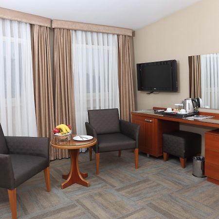 Polatdemir Hotel Istanbul Exterior photo