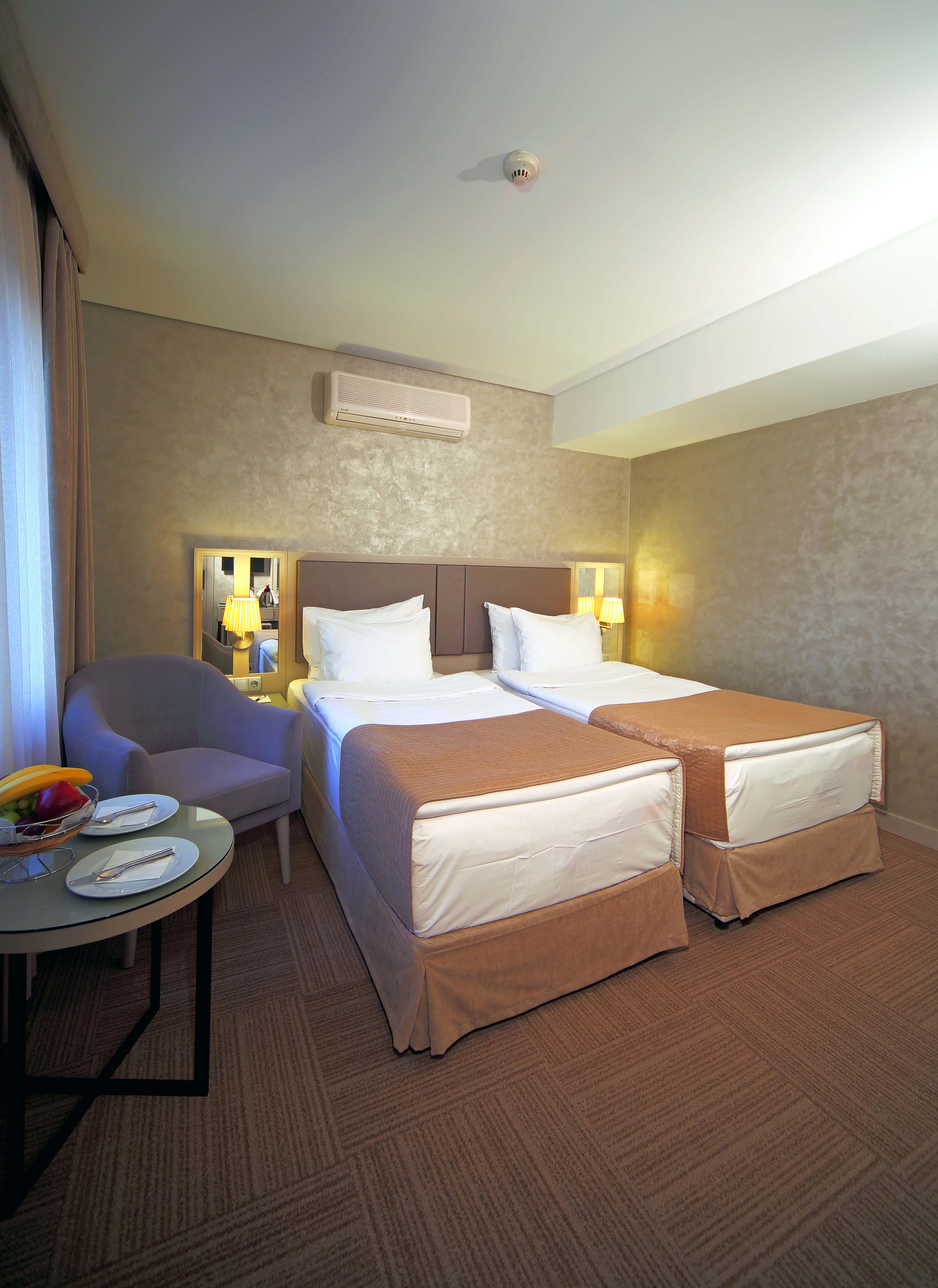 Polatdemir Hotel Istanbul Exterior photo