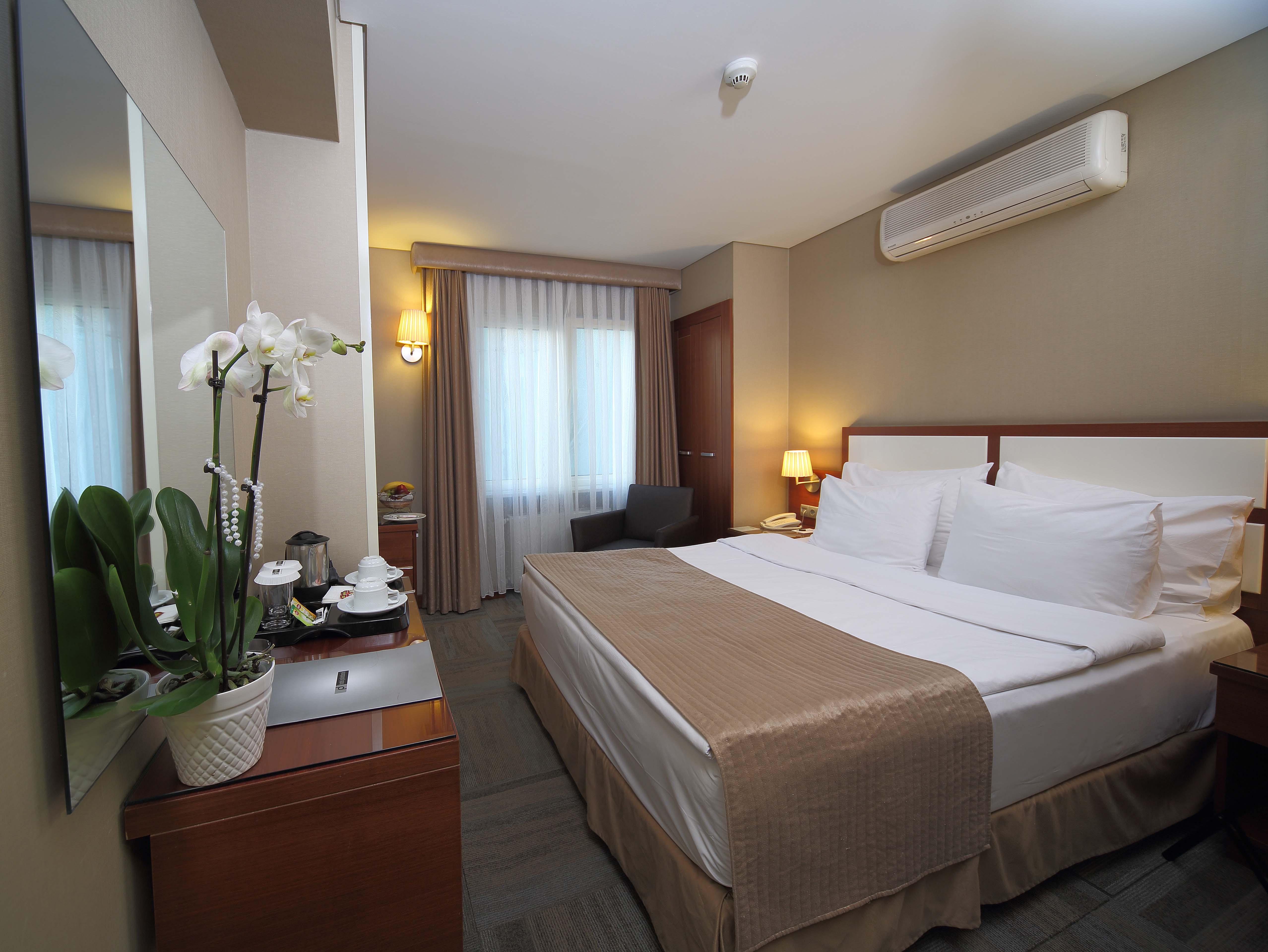 Polatdemir Hotel Istanbul Exterior photo