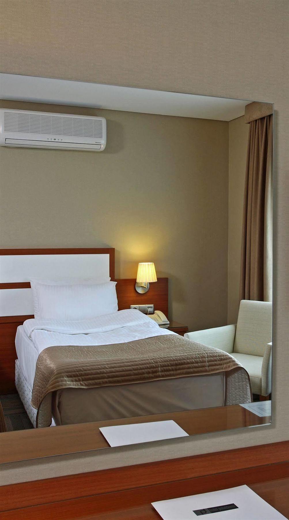 Polatdemir Hotel Istanbul Exterior photo